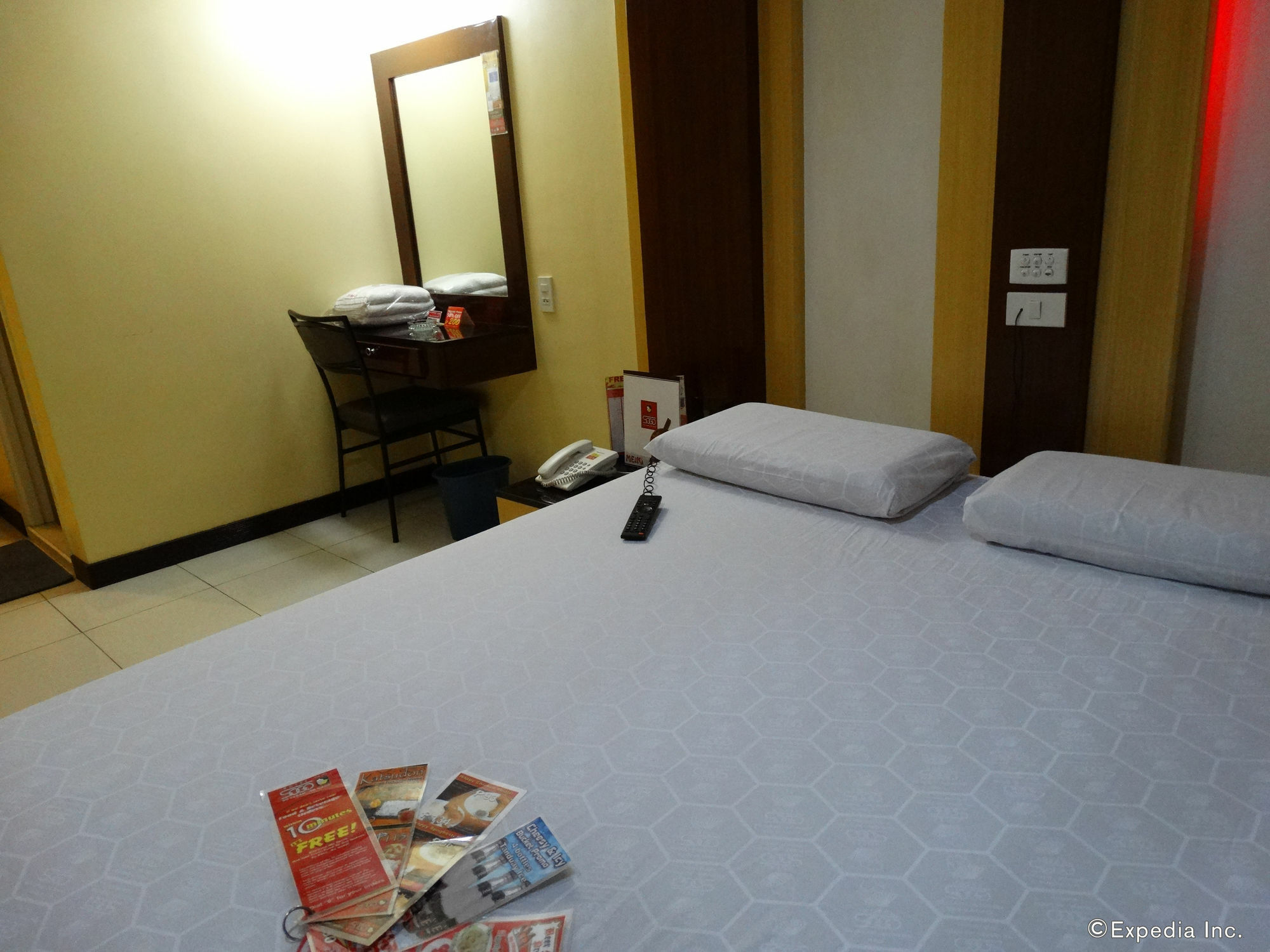Hotel Sogo Pasay Wood Street Eksteriør bilde
