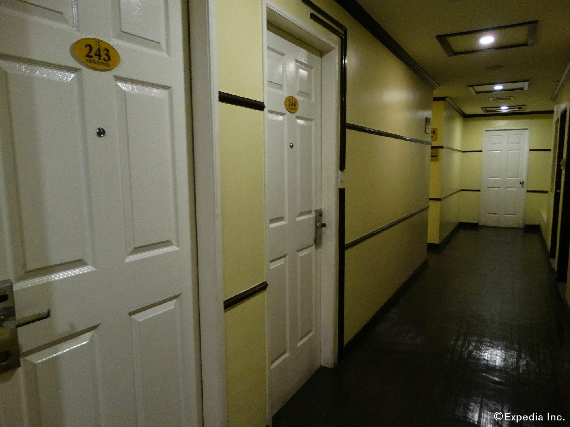 Hotel Sogo Pasay Wood Street Eksteriør bilde