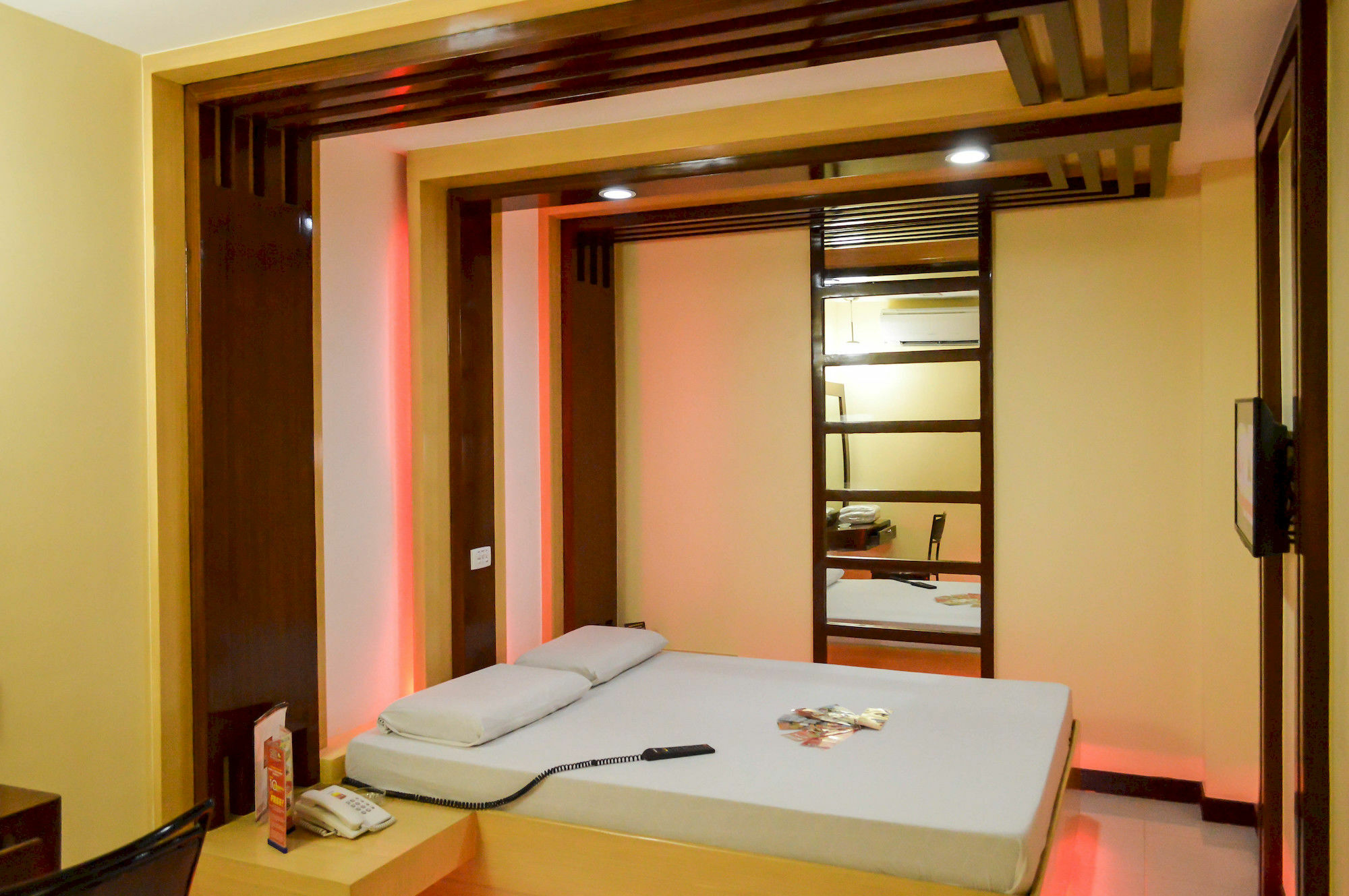 Hotel Sogo Pasay Wood Street Eksteriør bilde